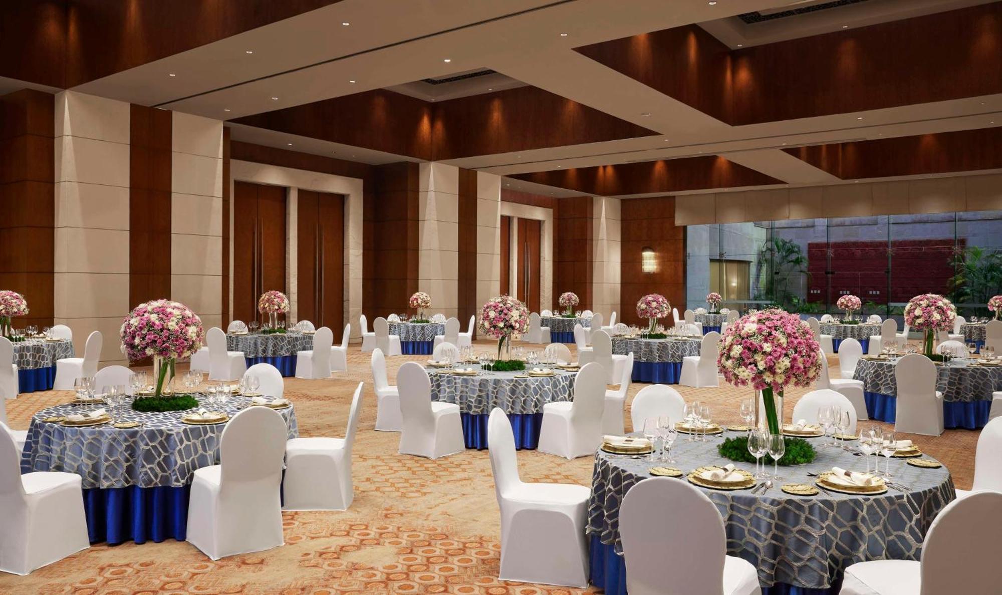 Hyatt Regency होटल